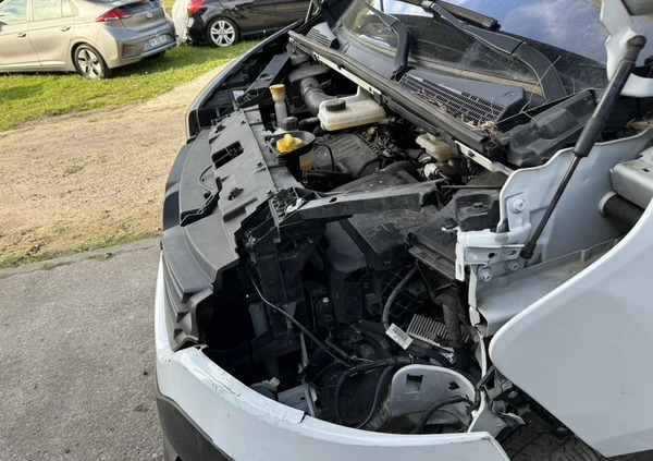 Renault Trafic cena 32900 przebieg: 107342, rok produkcji 2018 z Zduńska Wola małe 742